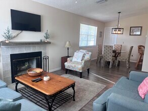 3887 59th Ave W, Unit Mirror Lake in Bradenton, FL - Building Photo - Building Photo