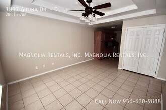 1817 Aruba Dr, Unit D in Edinburg, TX - Foto de edificio - Building Photo