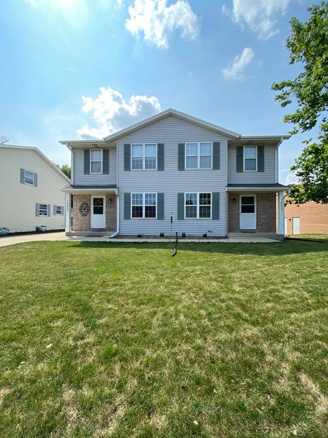 property at 6233 S Barland Ave