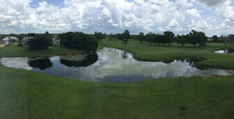 2040 Greenview Shores Blvd in West Palm Beach, FL - Building Photo