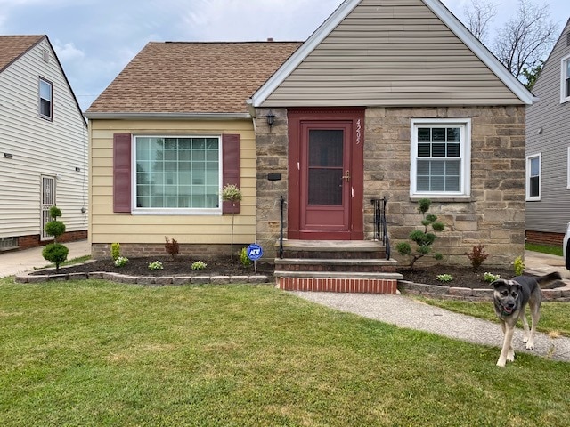 4205 Harwood Rd in South Euclid, OH - Foto de edificio - Building Photo