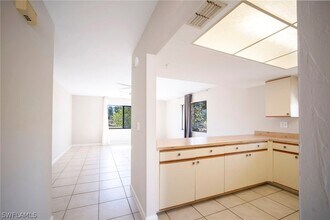 3706 SE 10th Ave, Unit 2 in Cape Coral, FL - Building Photo - Building Photo