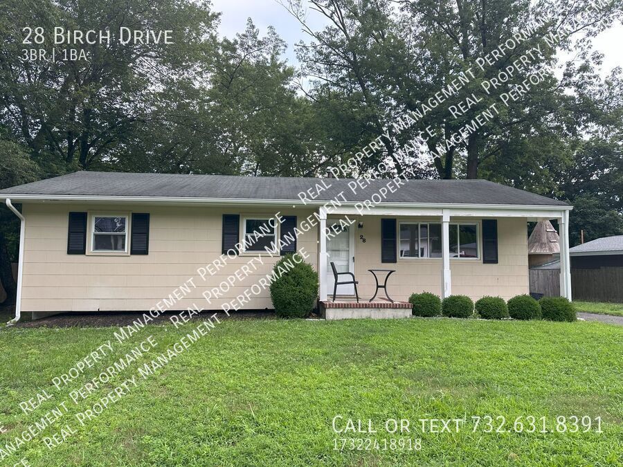 28 Birch Dr in Jackson Township, NJ - Foto de edificio