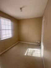 11 Strozier St in Mc Rae, GA - Building Photo - Building Photo