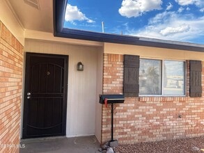 7200 Alto Rey Ave in El Paso, TX - Building Photo - Building Photo