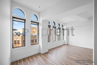 1755 Broadway in Oakland, CA - Foto de edificio - Building Photo