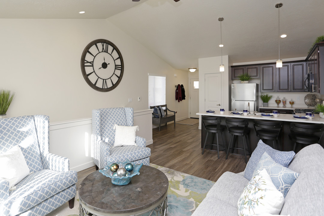 Towns of Traverse Mountain in Lehi, UT - Foto de edificio