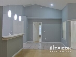 1724 Lake Marion Dr in Apopka, FL - Building Photo - Building Photo