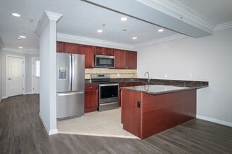 Fairfield Townhouses East at Coram in Coram, NY - Building Photo - Building Photo