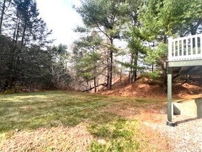 268 College Hwy, Unit 268 in Southampton, MA - Building Photo - Building Photo