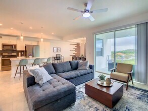 3161 Paradox Cir in Kissimmee, FL - Foto de edificio - Building Photo