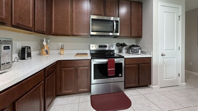 759 Jefferson St in Davenport, FL - Building Photo - Building Photo