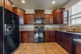 4720 W Trail Dust St in Fayetteville, AR - Building Photo - Building Photo