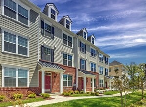 Darley Green Townhomes in Claymont, DE - Building Photo - Building Photo