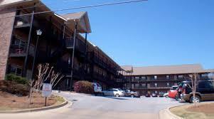 836 W Glenn Ave in Auburn, AL - Building Photo