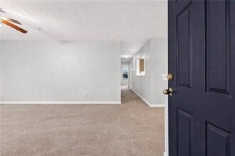 2104 Fairington Club Dr in Stonecrest, GA - Building Photo - Building Photo