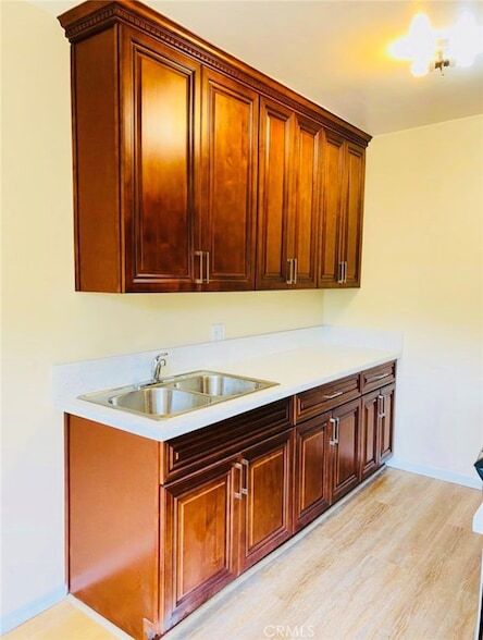 3232 Estara Ave, Unit 4 in Los Angeles, CA - Foto de edificio - Building Photo