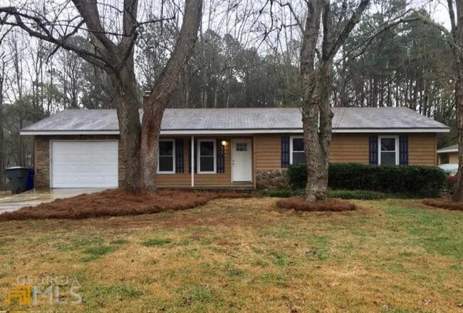 property at 1678 Ridgeview Dr NW