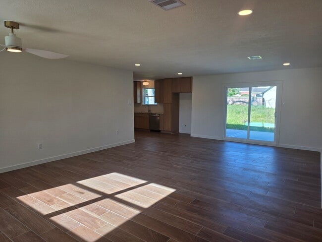 property at 803 Coleman St