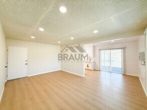 19405 HAYNES in Reseda, CA - Building Photo - Building Photo