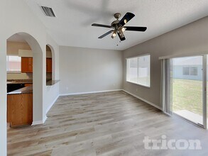 12603 Longcrest Dr in Riverview, FL - Building Photo - Building Photo