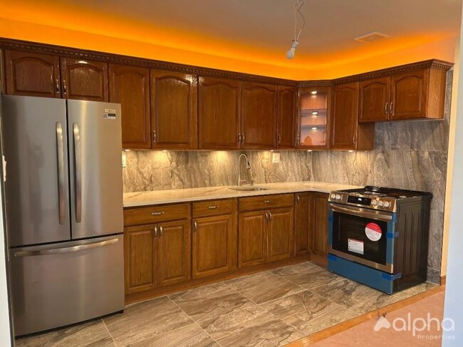 316 E 164th St in Bronx, NY - Building Photo - Building Photo