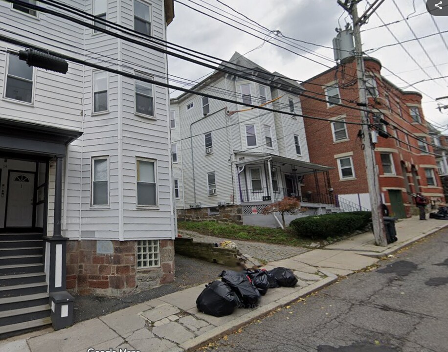 14 Parker Hill Ave, Unit 1 in Boston, MA - Building Photo