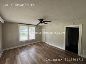 1701 N Poplar St in North Little Rock, AR - Building Photo - Building Photo