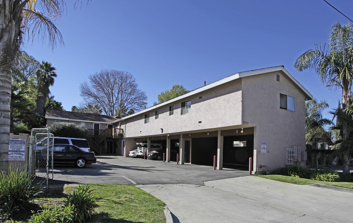 503 N Fig St in Escondido, CA - Foto de edificio