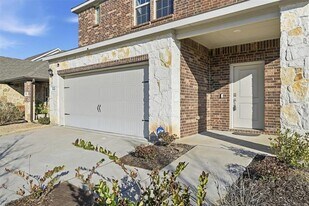3947 Oak Crk Cir in Denison, TX - Building Photo