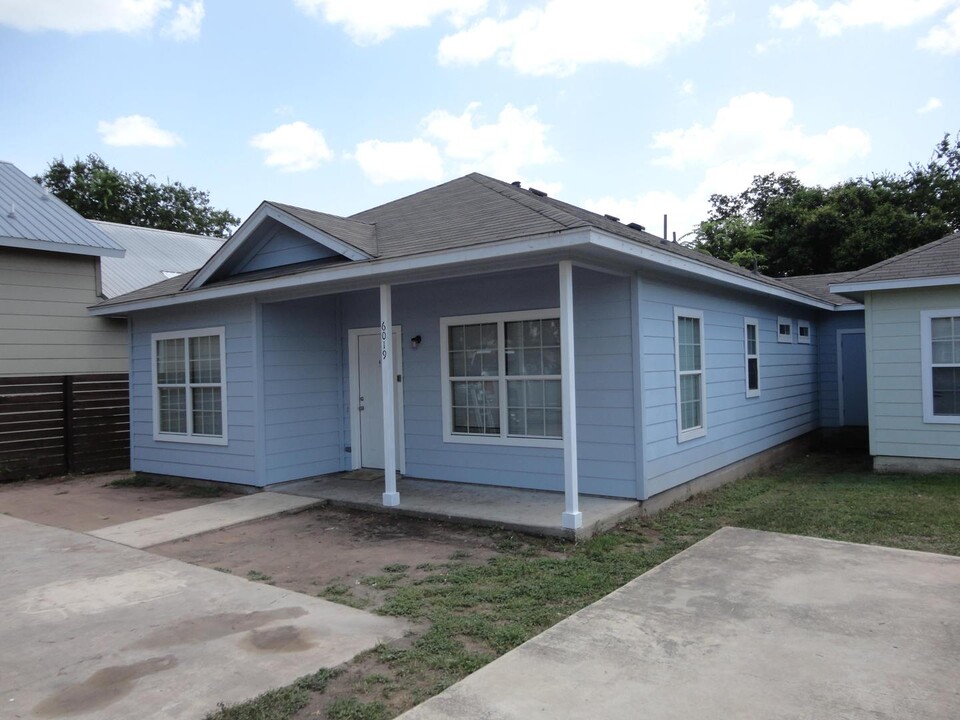 6019 Atwood St-Unit -A in Austin, TX - Building Photo