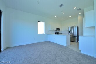 5815 Cassidy Ln in Ave Maria, FL - Foto de edificio - Building Photo