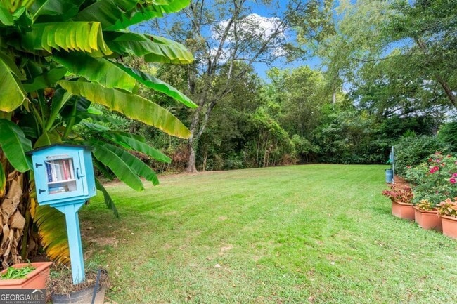 115 Biscayne Dr NW, Unit A12 in Atlanta, GA - Foto de edificio - Building Photo