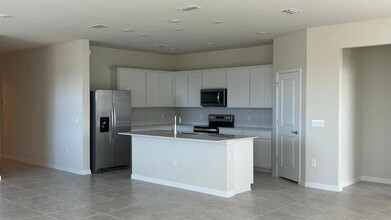 3066 Norcott Dr in Davenport, FL - Building Photo - Building Photo
