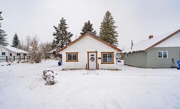 419 W 1st N in St Anthony, ID - Building Photo - Building Photo
