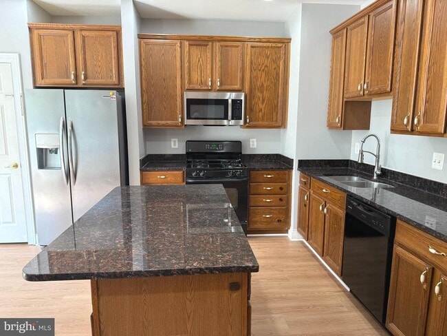 property at 6866 Witton Cir