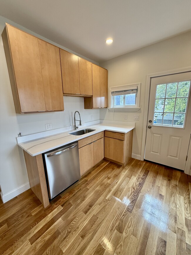 124 Chestnut St in Lynn, MA - Building Photo - Building Photo