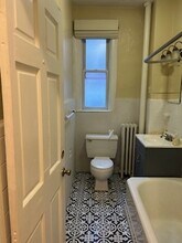 135 Bloomfield St in Hoboken, NJ - Building Photo - Building Photo