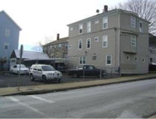 599-601 Warren St in Fall River, MA - Building Photo