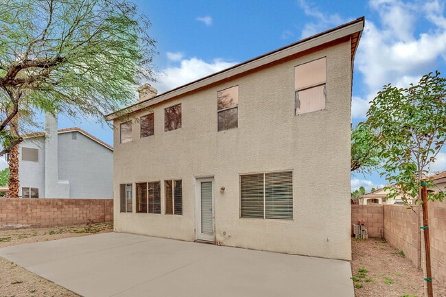 1725 Buttermilk Dr in Henderson, NV - Building Photo - Building Photo