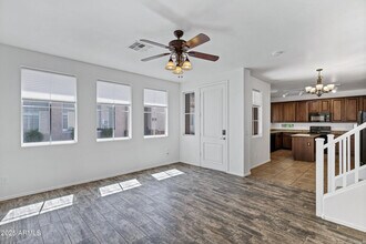 10132 E Isleta Ave in Mesa, AZ - Foto de edificio - Building Photo