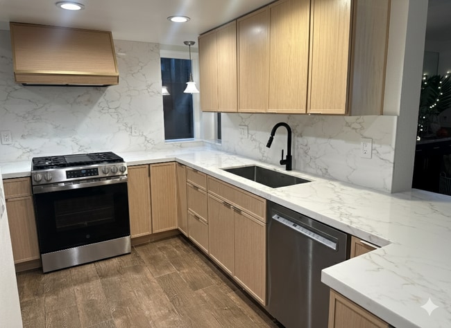 4010 Layang Layang Cir, Unit A in Carlsbad, CA - Building Photo - Building Photo