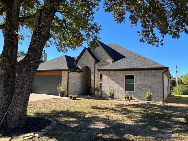 223 Port Dr in Gun Barrel City, TX - Building Photo - Building Photo