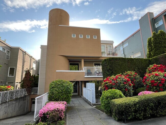 property at 2851 14th Ave W