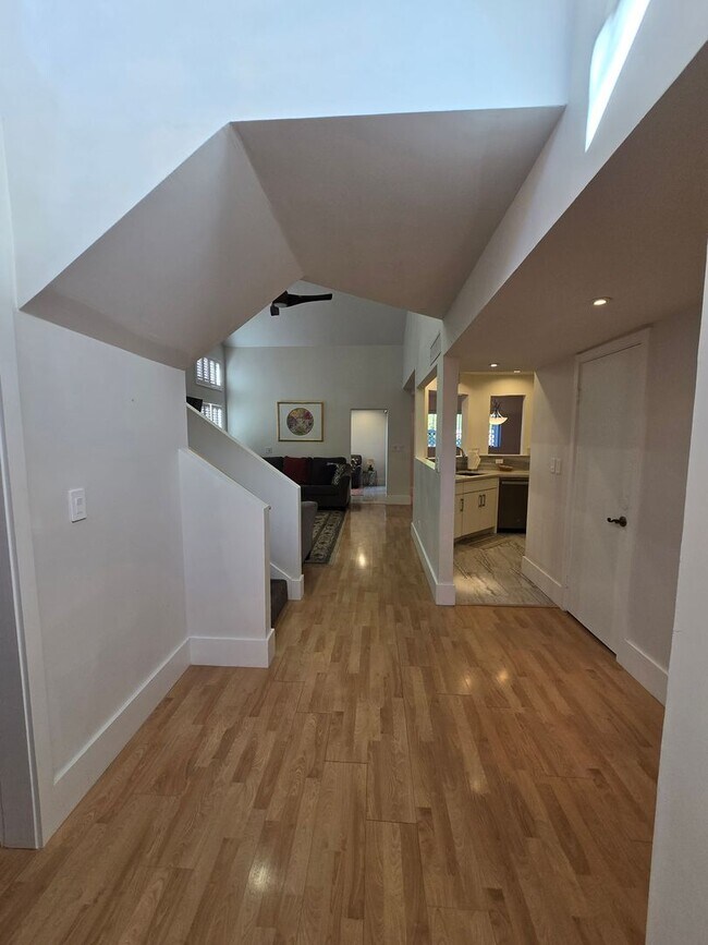 1340 Vista Montana Rd in Sedona, AZ - Building Photo - Building Photo