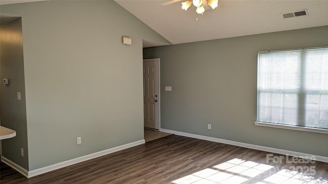 111 Sterling Terrace Dr in Mooresville, NC - Building Photo - Building Photo