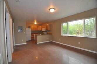 574 Tracy Dr in Big Lake, AK - Building Photo - Building Photo