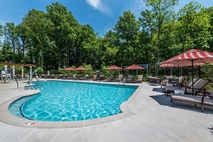 Overture Fair Ridge 62+ Active Adult Apartment Homes in Fairfax, VA - Building Photo