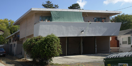 21454 Oak St in Castro Valley, CA - Building Photo - Building Photo