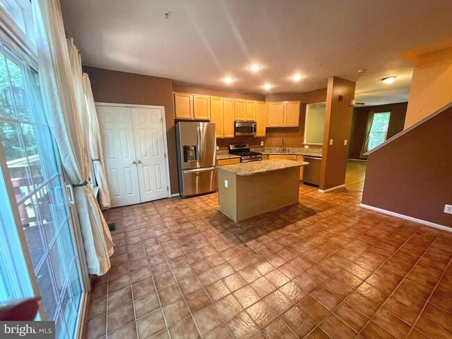 171 Barrett Pl in Alexandria, VA - Building Photo - Building Photo